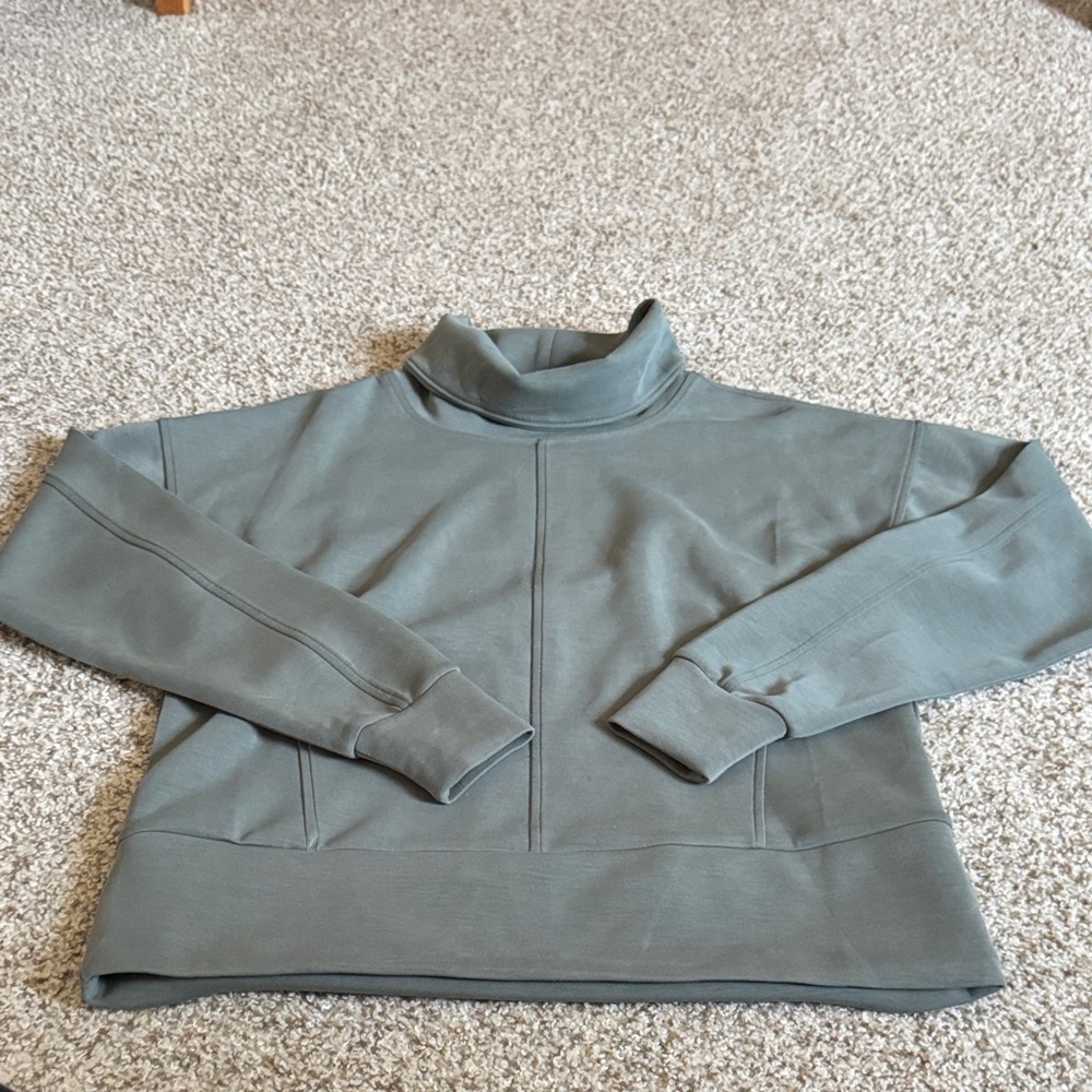 Danskin green long sleeve